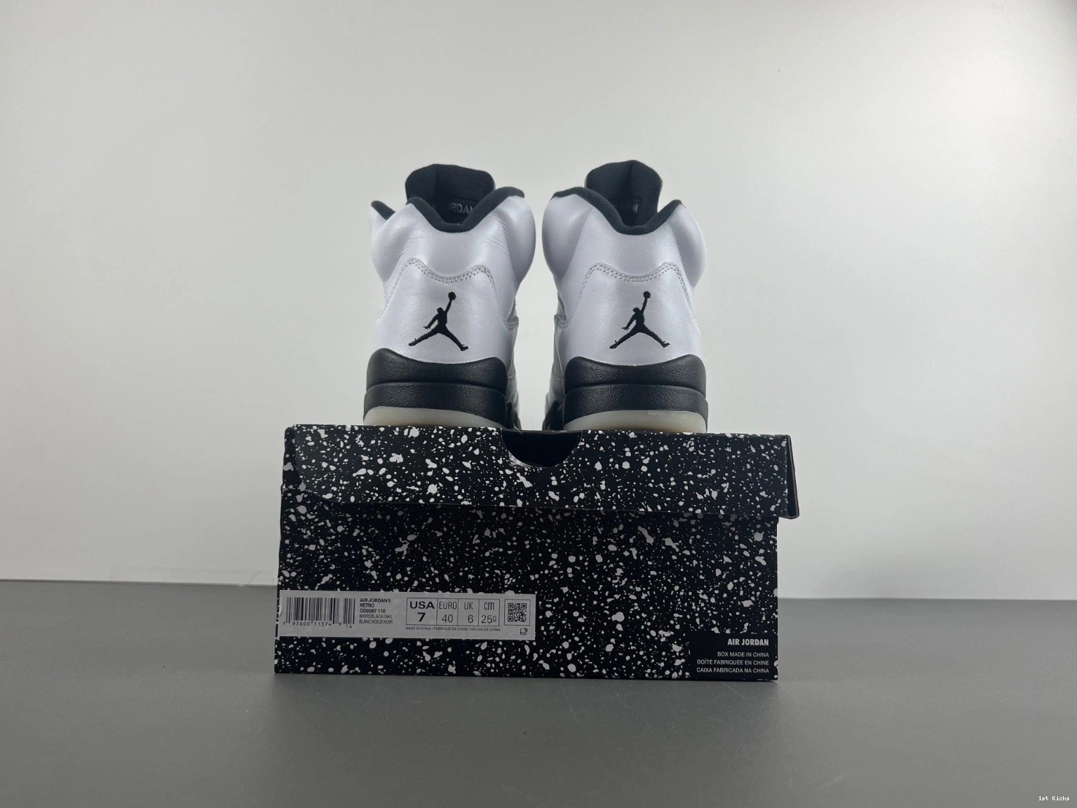Air DD0587-110 Black White 5 Jordan 0327